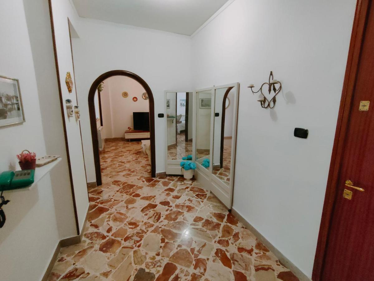 Casa Vacanza La Sicula Palermo Exterior foto