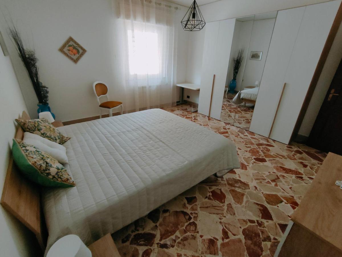 Casa Vacanza La Sicula Palermo Exterior foto