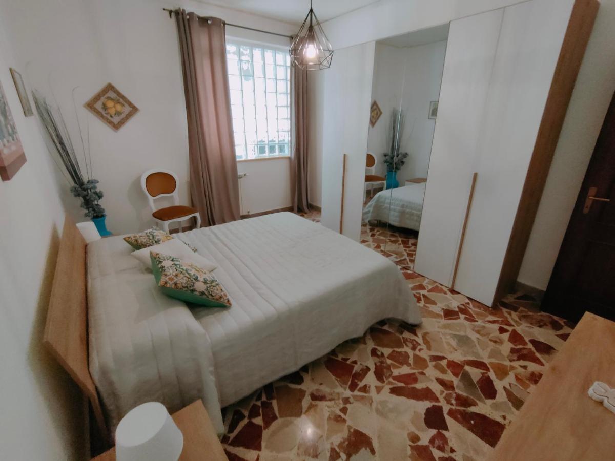 Casa Vacanza La Sicula Palermo Exterior foto